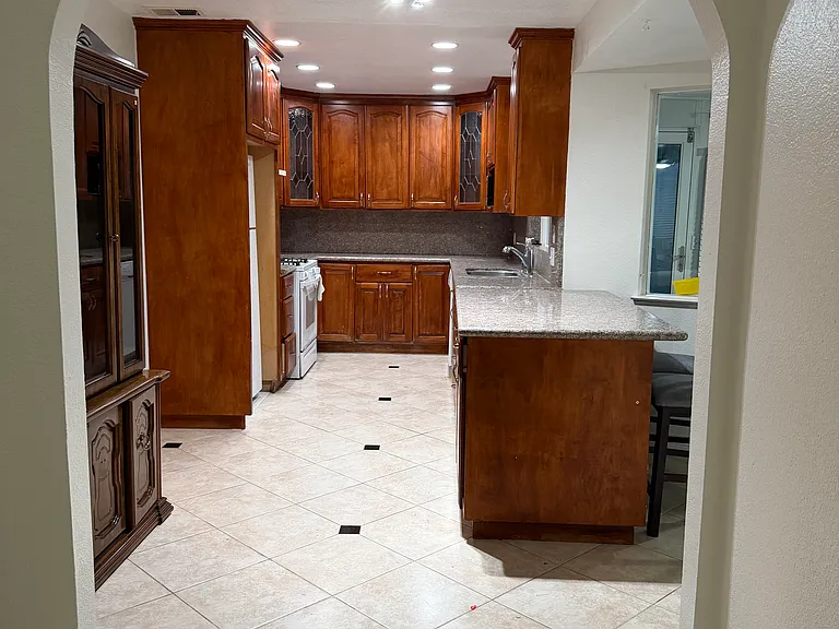 3277 Fallen Oak Ct — Photo 30