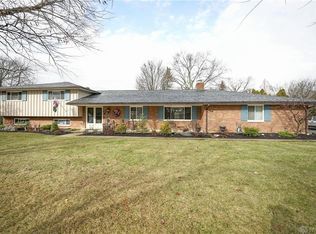 351 Edgebrook Dr, Dayton, OH 45459