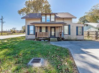301 Avenue B, Port Neches, TX 77651