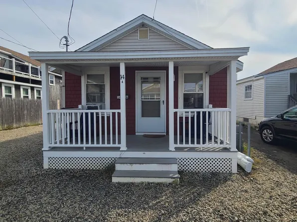 14 Johnson Avenue #A, Hampton, NH 03842