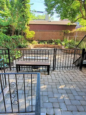 Rented by Amicourt LLC | media 31