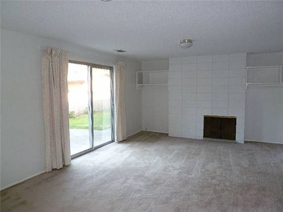 4th image of 5006 126th Ave SE