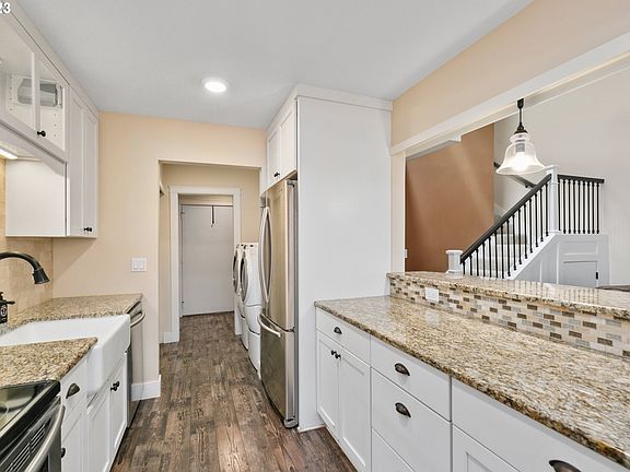 4th image of 4505 NE Plains Way APT 85