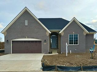 4090 Spring Meadows Dr, Sterling Heights, MI 48314