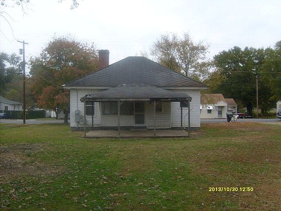 5th image of 1224 Front St