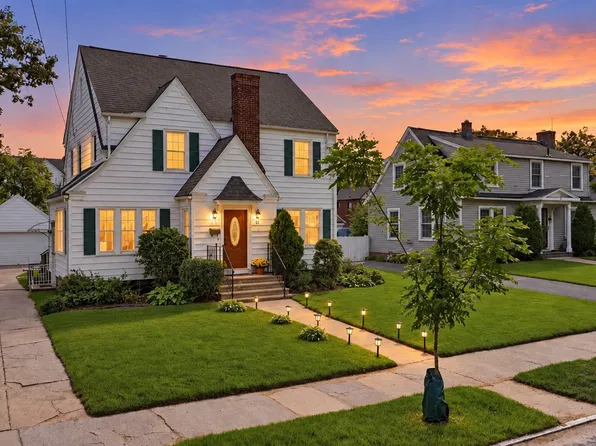 45 Bronson Ter, Springfield, MA 01108