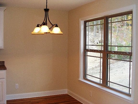 4th image of 130 Briar Meadow Trl SE