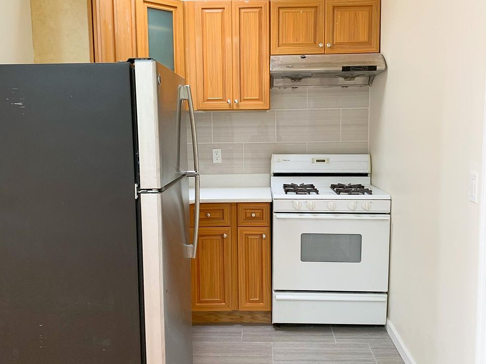 1st image of 828 72nd St #2