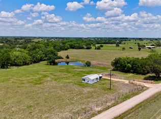 1070 Muehr Rd, Weimar, TX 78962