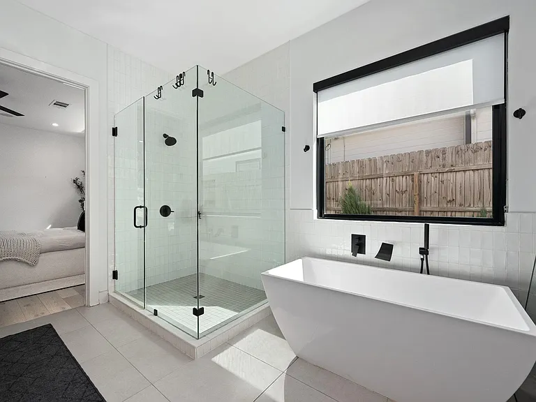1004 Audrey Ct — Photo 10