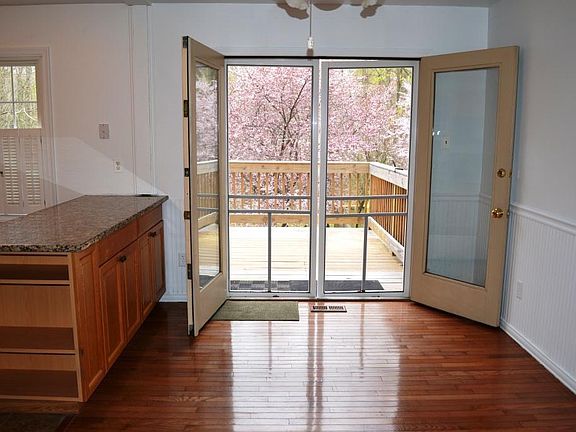 Dining Room French Doors to Outdor Deck