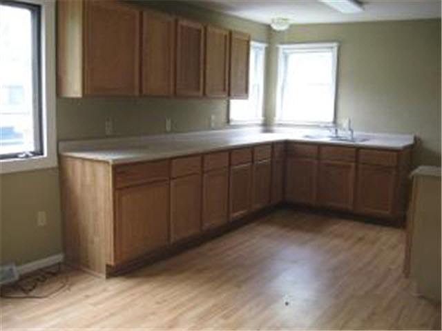 2nd image of 4225 W 7th Street W