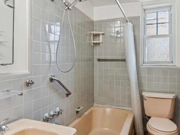 200 Cabrini Boulevard image 7 of 20