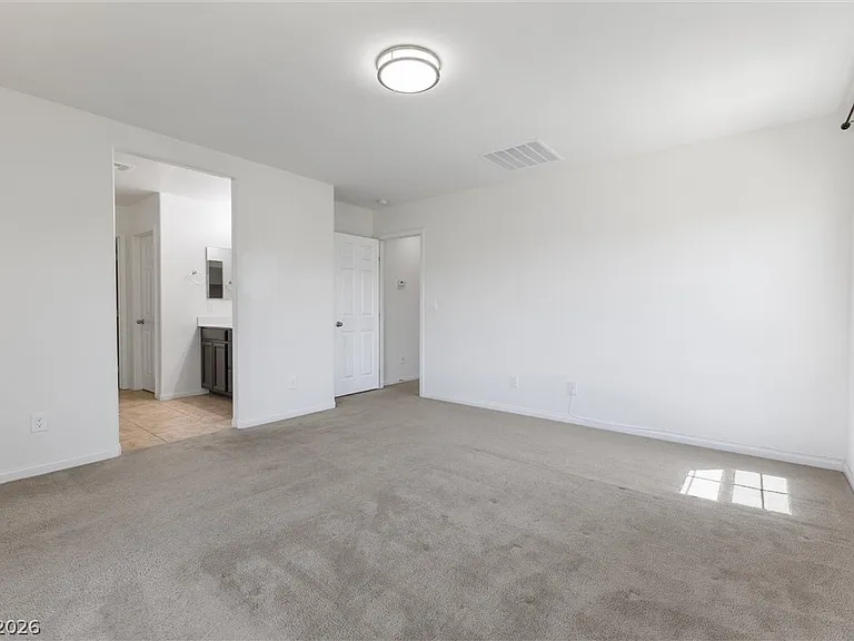 10925 Jordyn Hill St — Photo 18