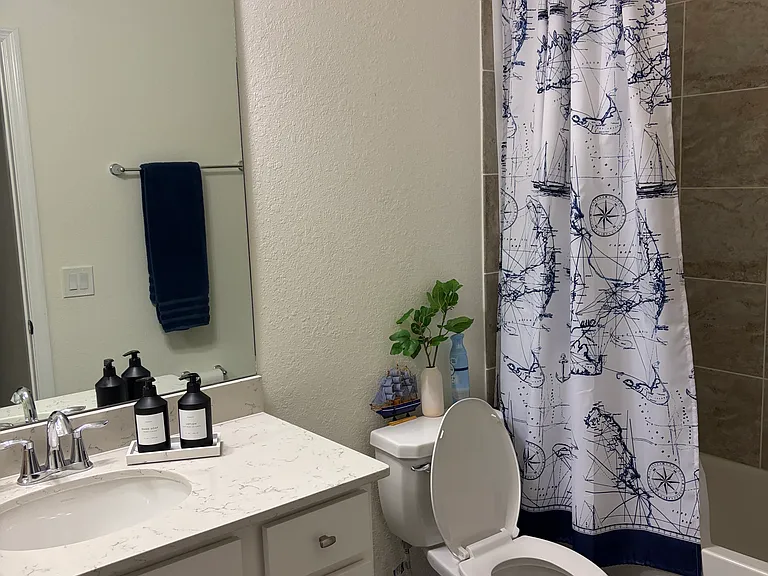 17520 Gawthrop Dr #405 — Photo 14