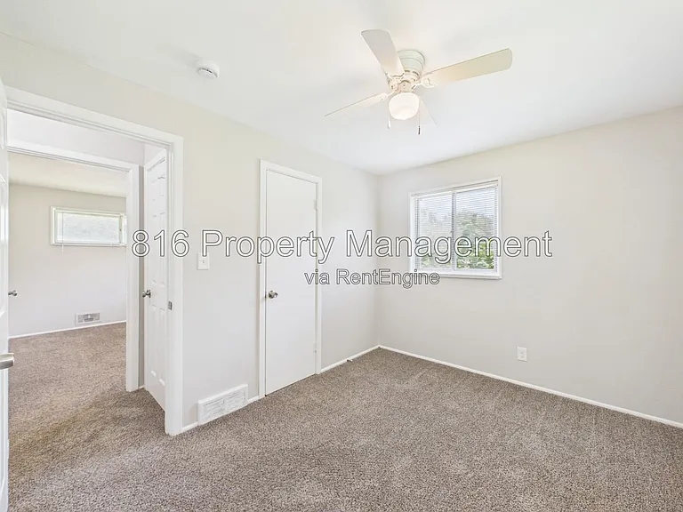 8511 Crystal Ave — Photo 20