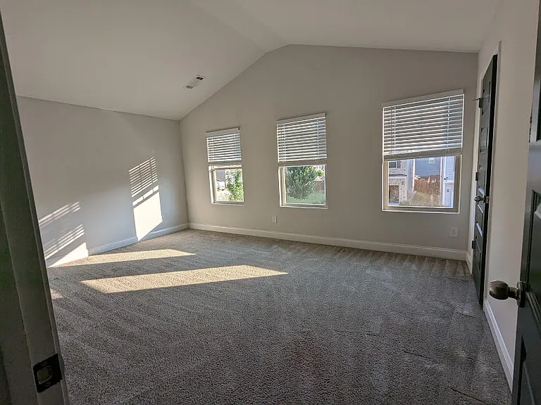 529 Omnia Ct — Photo 22