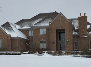 3577 Vineyard Springs Ct, Rochester, MI 48306