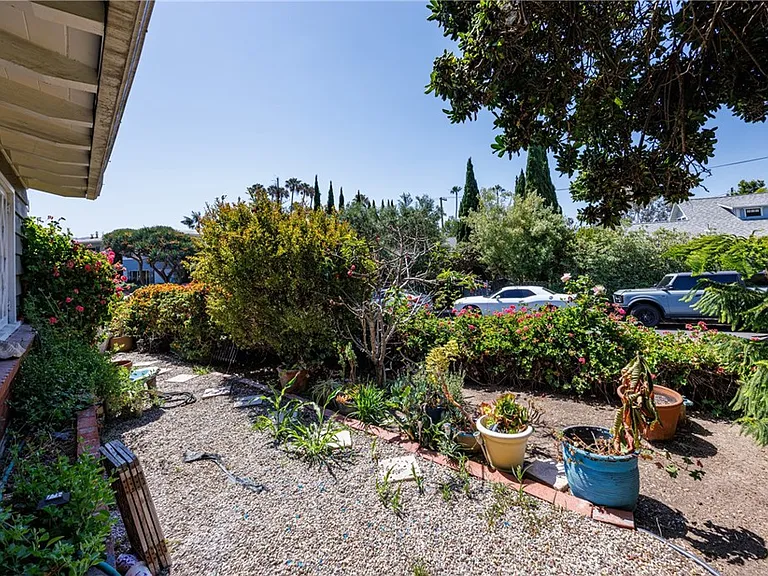 280 Cypress Dr #A — Photo 14