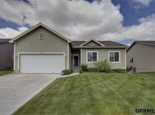 14614 Curtis Ave, Omaha, NE 68116