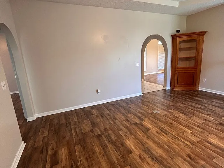 113 Autumn Way — Photo 6