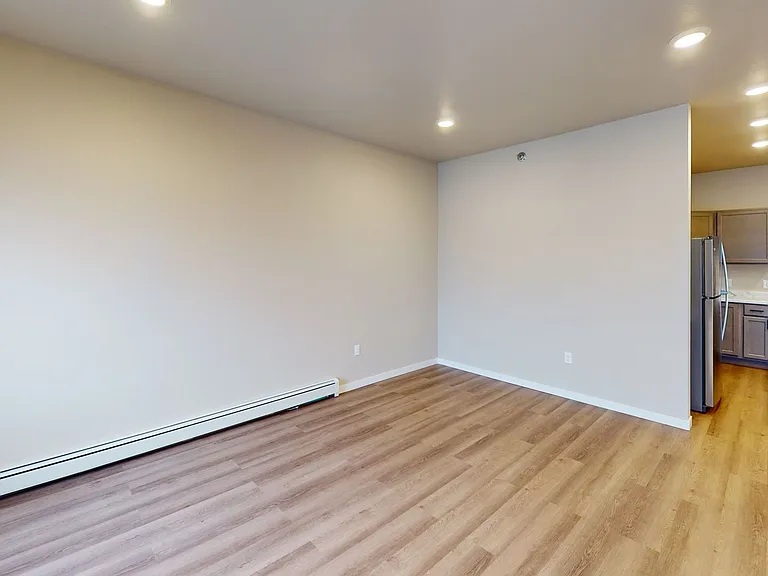 The Plains Apartments — Photo 37