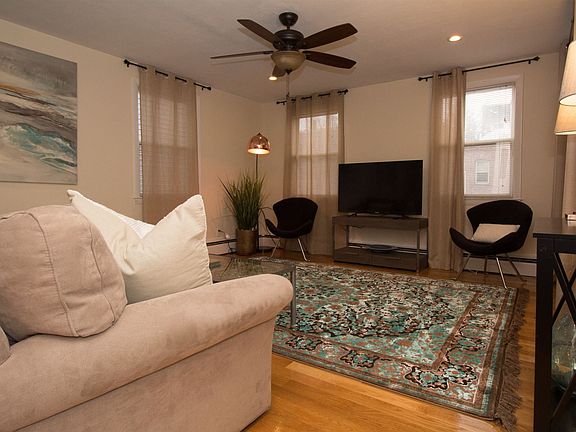 landlord_unit_photo_43338783_31