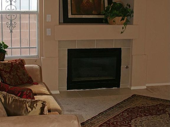 5th image of 8106 Camino Paisano NW