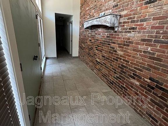 2nd image of 307 Allison Ln