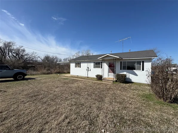 1708 N Linwood Ave, Cushing, OK 74023