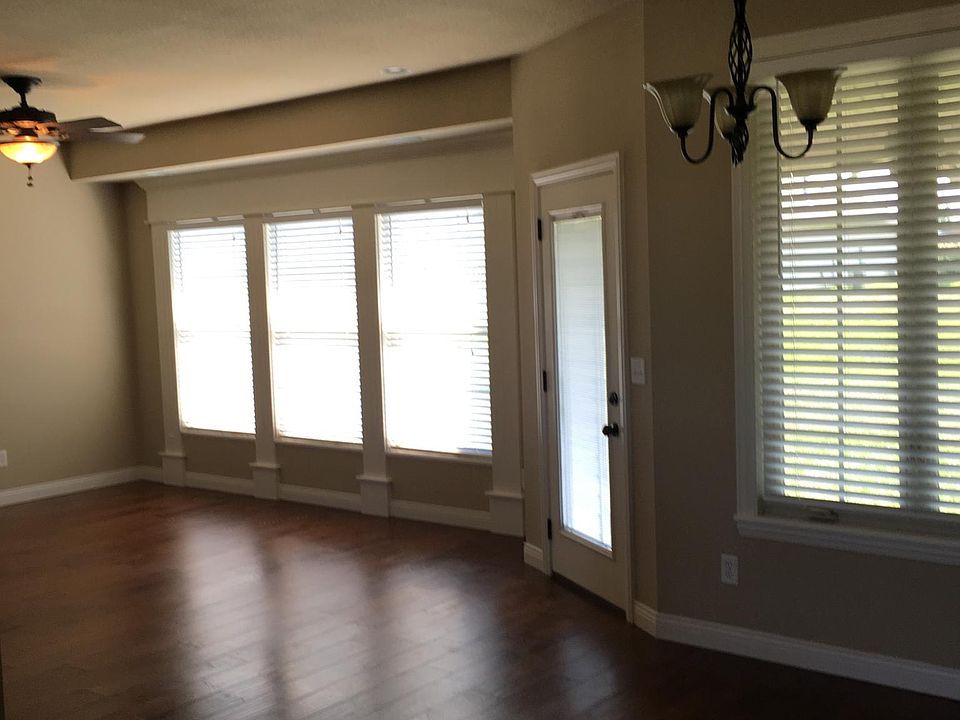 2507 Iron Gate, Columbia, MO 65202 Zillow