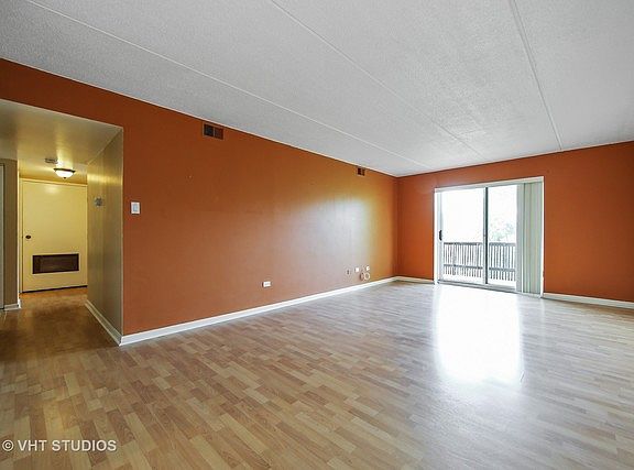 2nd image of 512 Redondo Dr APT 504