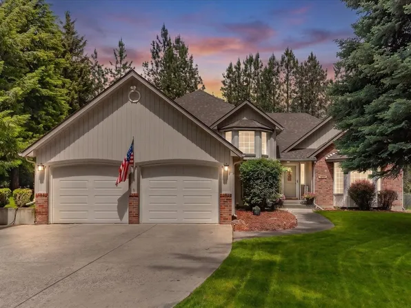 9412 N Oakland Ct, Newman Lake, WA 99025
