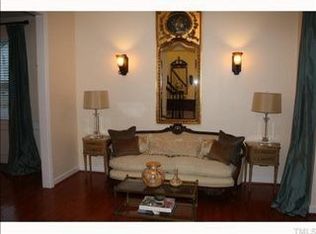 2900 Chatelaine Pl, Raleigh, NC 27614