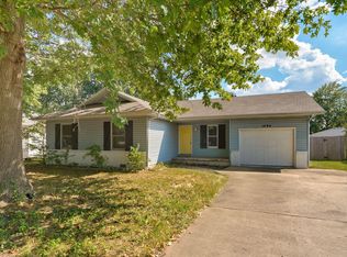 1494 W Daniels Street, Ozark, MO 65721