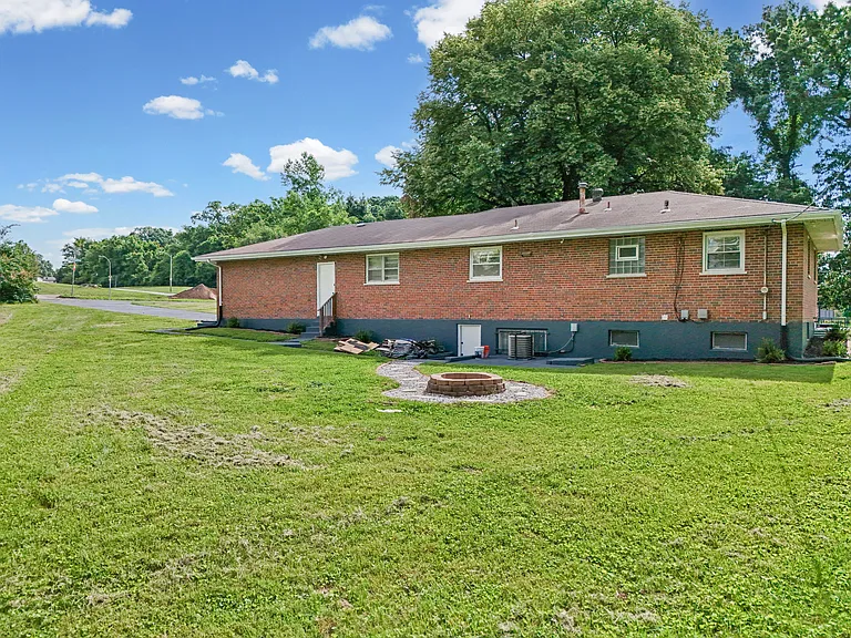 10325 Lookaway Dr — Photo 62