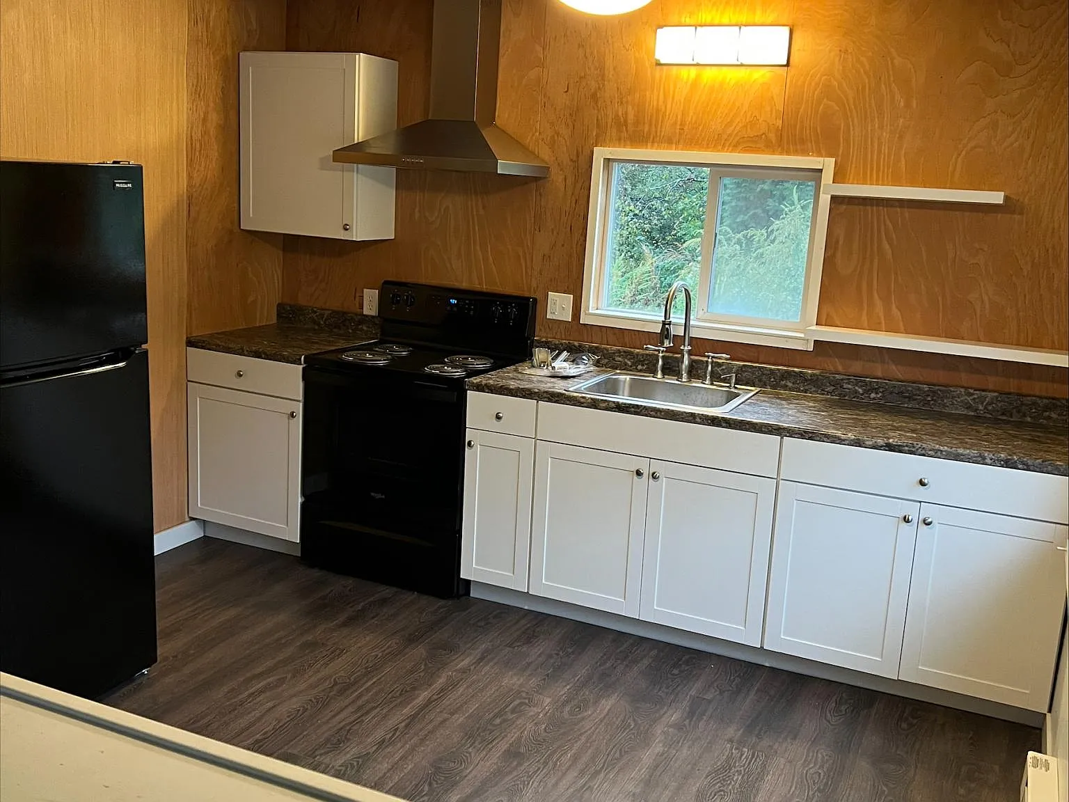 2 bed, 775 sqft, $1,295 — Photo 4
