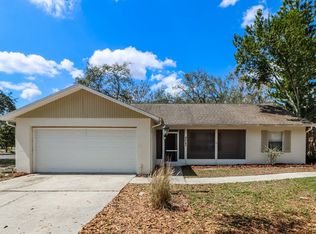 8047 Hathaway Dr, New Port Richey, FL 34654