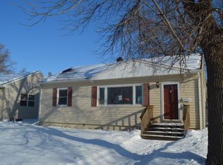 1721 S 2nd St, Aberdeen, SD 57401
