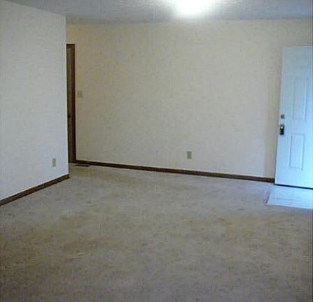 3rd image of 2717 S Randolph St