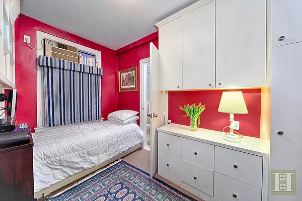 Sold by Halstead Real Estate | media 25