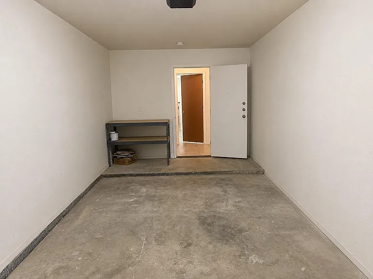8205 W Gate Blvd #B — Photo 18