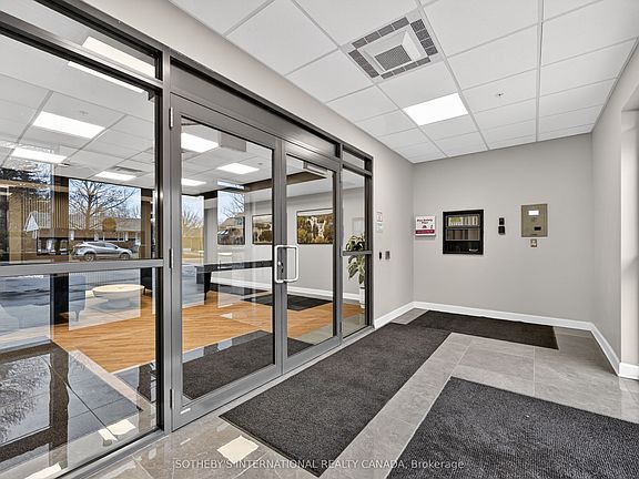 5th image of 129 A South St #406
