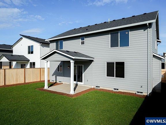 5th image of 7073 SE Pinot Noir Dr