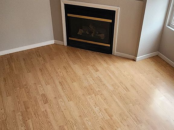 5th image of 1321 NE 39th St #1343B