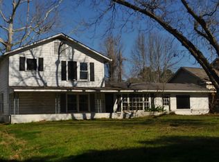 818 W Calhoun St, Livingston, TX 77351