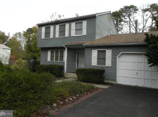 2406 Acorn Dr, Atco, NJ 08004