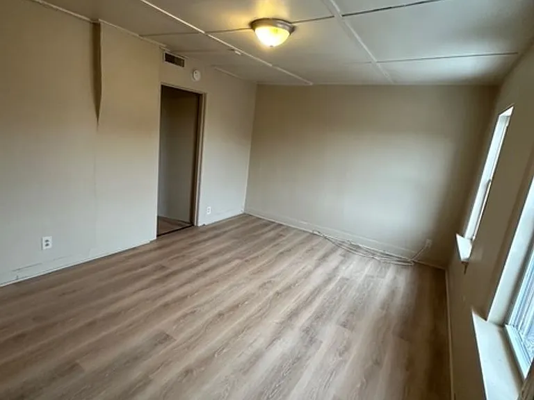 621 Joseph Ave — Photo 10