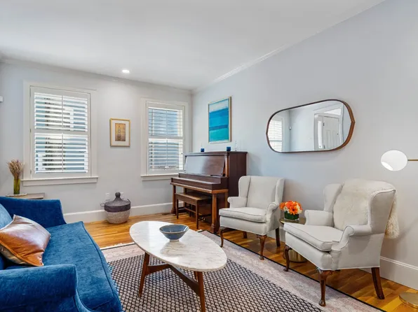 78 Elm St, Charlestown, MA 02129