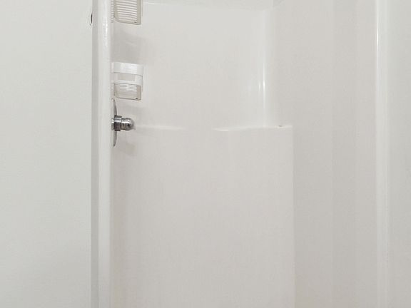 5th image of 1821 N Bouvier St #1